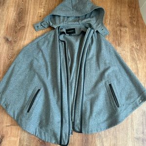 Banana republic cape jacket with detachable hood
